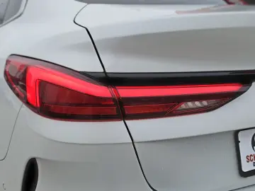 BMW 220d Gran Coupé xDrive  AHK H K HuD Pano Key ACC