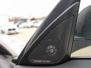 BMW 220d Gran Coupé xDrive  AHK H K HuD Pano Key ACC