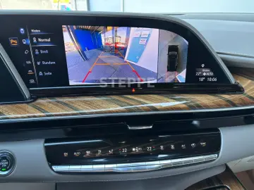CADILLAC Escalade 6.2 V8 ESV Sport Platinum EU-Navi AHK