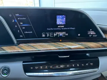 CADILLAC Escalade 6.2 V8 ESV Sport Platinum EU-Navi AHK