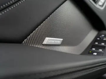 BMW 123 xDrive M-Sport 19 HuD PANO ACC AHK eSitz H&K
