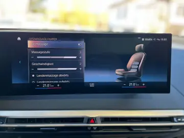 BMW iX 40 xDrive Sport Sky AHK Massage DAProf