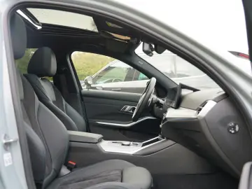 BMW 320d xDrive M Sport GSD AHK HUD