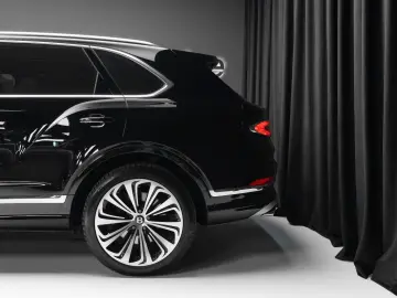 BENTLEY Bentayga 4.0 V8 EWB Azure 4WD Autom.