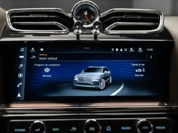 BENTLEY Bentayga 4.0 V8 EWB Azure 4WD Autom.