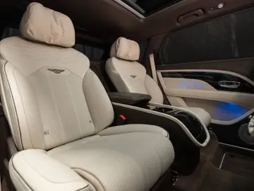 BENTLEY Bentayga 4.0 V8 EWB Azure 4WD Autom.