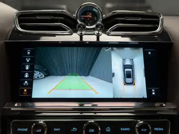 BENTLEY Bentayga 4.0 V8 EWB Azure 4WD Autom.