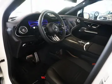 MERCEDES-BENZ EQE 43 AMG 4M PremiumPlus Hyper HUD Fahrassis