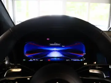 MERCEDES-BENZ EQE 43 AMG 4M PremiumPlus Hyper HUD Fahrassis