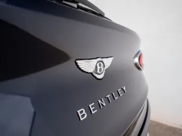 BENTLEY Bentayga EWB Mulliner V8