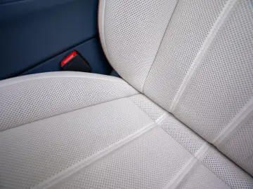 BENTLEY Bentayga EWB Mulliner V8