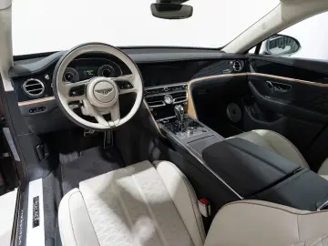 BENTLEY Flying Spur Mulliner