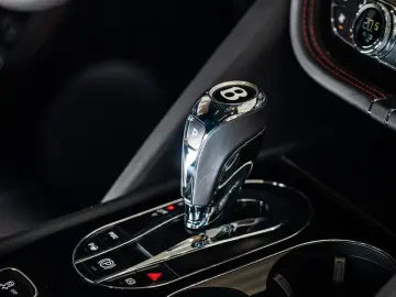 BENTLEY Bentayga 3.0 Hybrid S 4WD Autom.