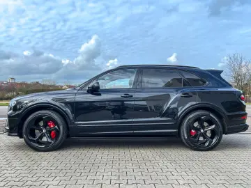 BENTLEY Bentayga V8 S 4WD  AHK PANO NAIM MULLINER 1hd DE
