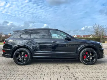 BENTLEY Bentayga V8 S 4WD  AHK PANO NAIM MULLINER 1hd DE