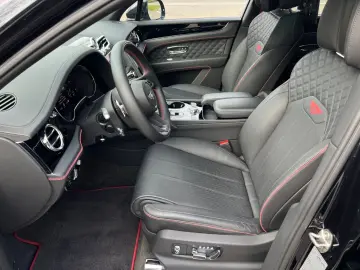 BENTLEY Bentayga V8 S 4WD  AHK PANO NAIM MULLINER 1hd DE