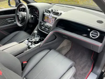 BENTLEY Bentayga V8 S 4WD  AHK PANO NAIM MULLINER 1hd DE