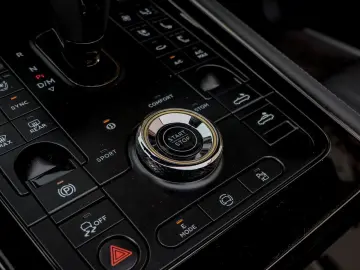 BENTLEY GTC Speed V8 4.0 PHEV 782hp