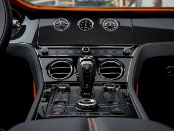 BENTLEY GTC Speed V8 4.0 PHEV 782hp