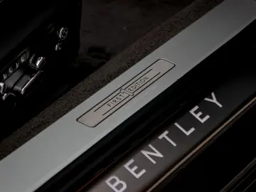 BENTLEY GTC Speed V8 4.0 PHEV 782hp