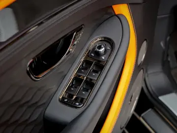 BENTLEY GTC Speed V8 4.0 PHEV 782hp
