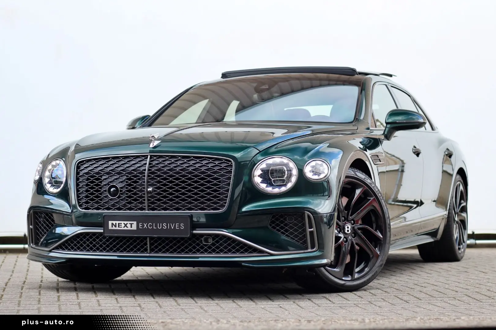 BENTLEY Flying Spur Speed hybrid  Green   Rotating  Naim