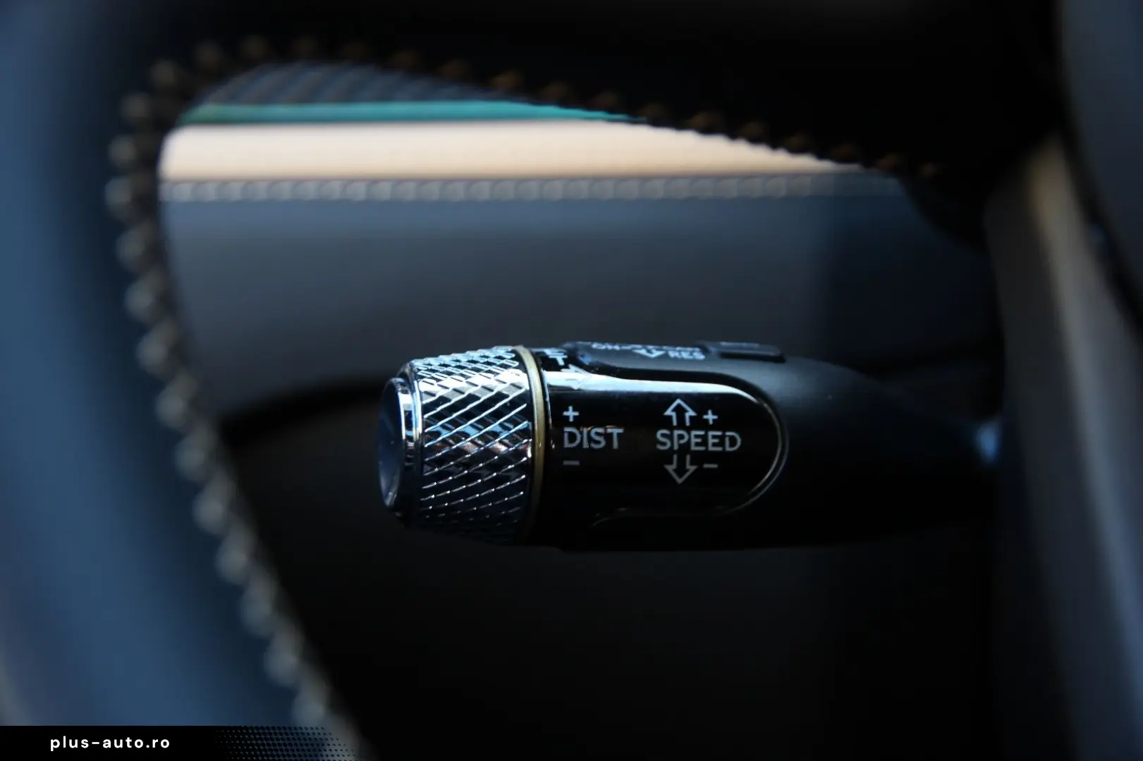 BENTLEY Flying Spur Speed hybrid  Green   Rotating  Naim