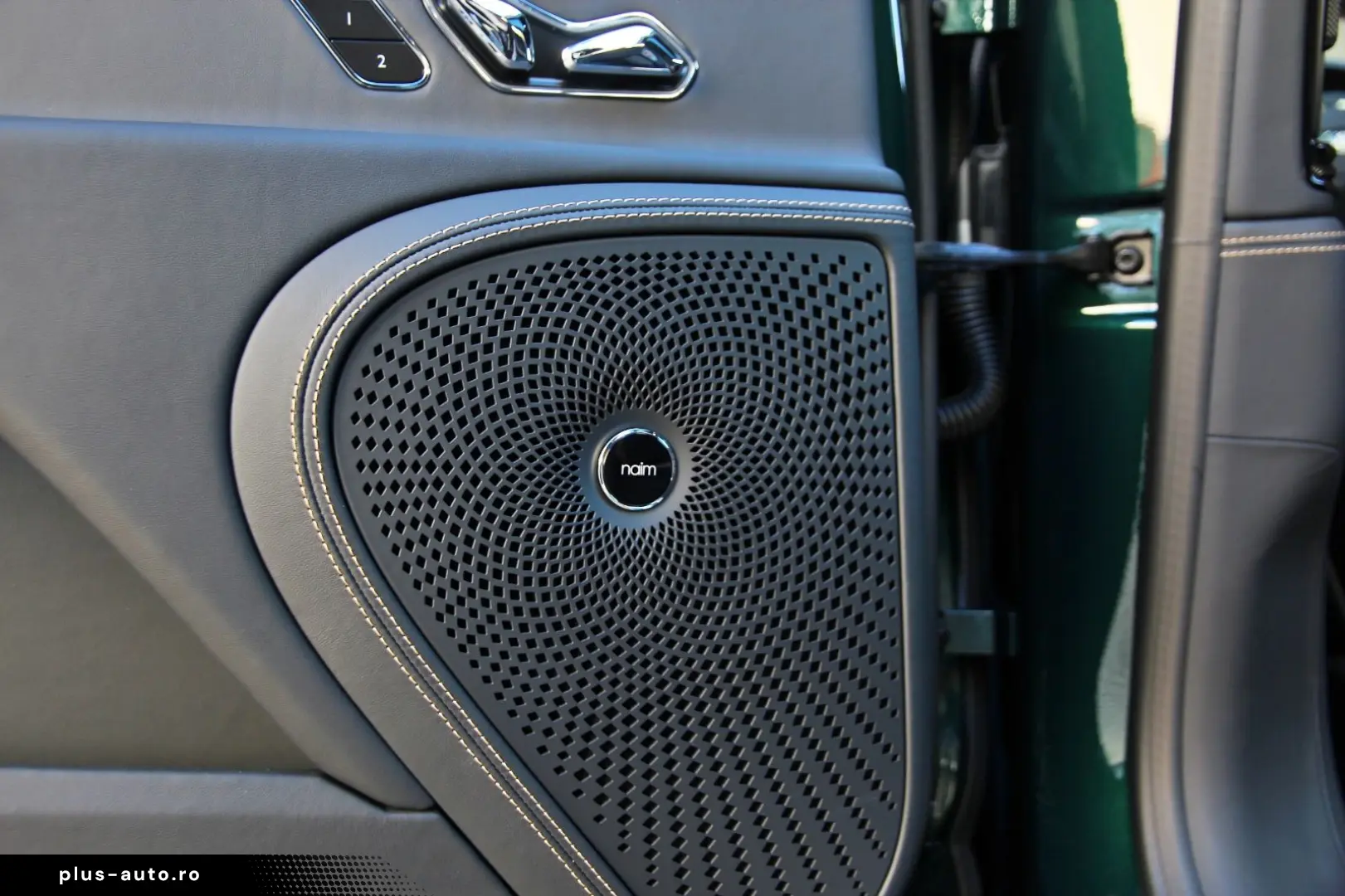 BENTLEY Flying Spur Speed hybrid  Green   Rotating  Naim