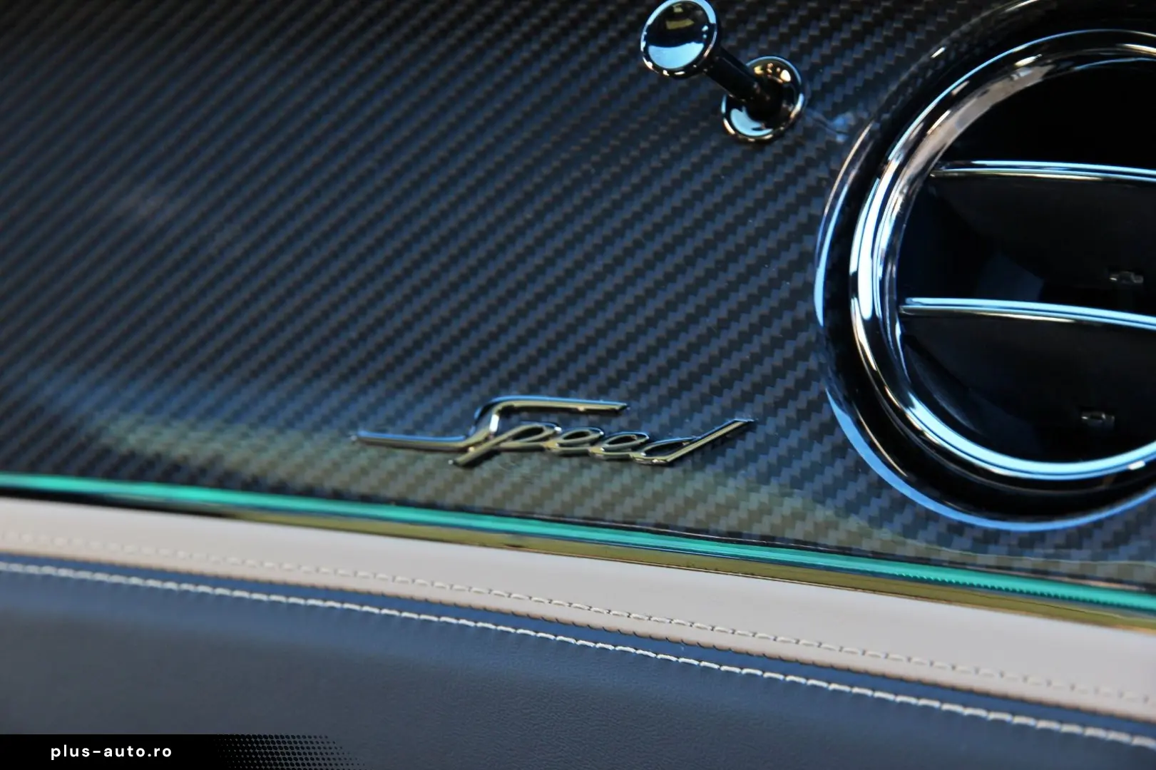 BENTLEY Flying Spur Speed hybrid  Green   Rotating  Naim