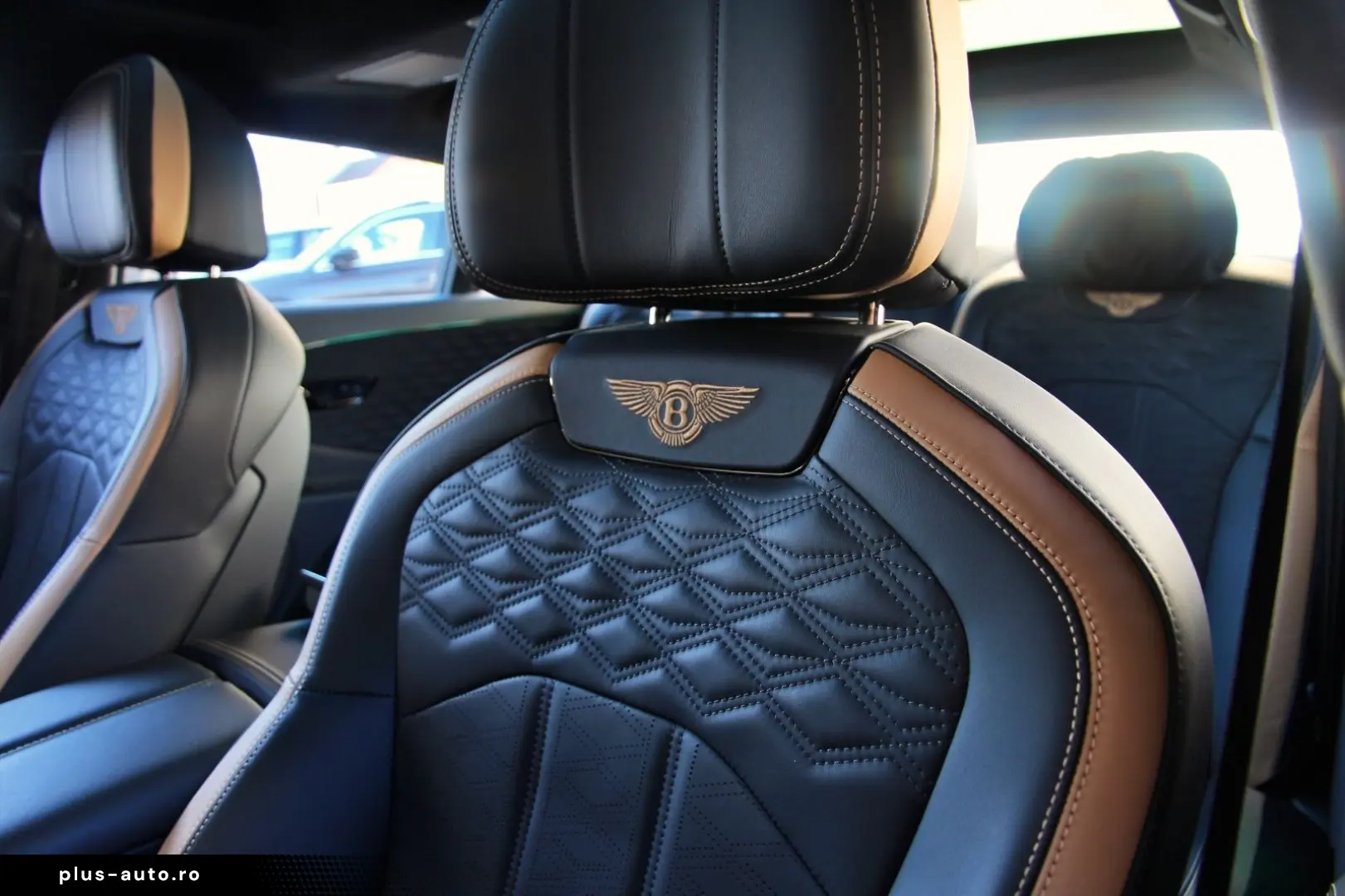 BENTLEY Flying Spur Speed hybrid  Green   Rotating  Naim