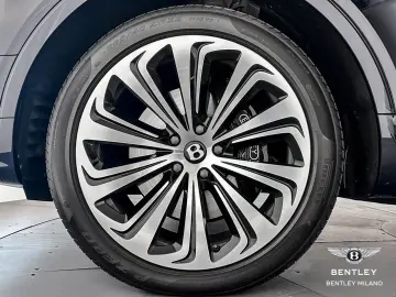 BENTLEY Bentayga 4.0 V8 Azure 25MY - BENTLEY MILANO