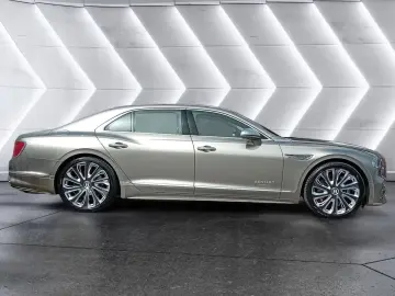 BENTLEY Flying Spur Mulliner Spec