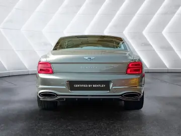 BENTLEY Flying Spur Mulliner Spec