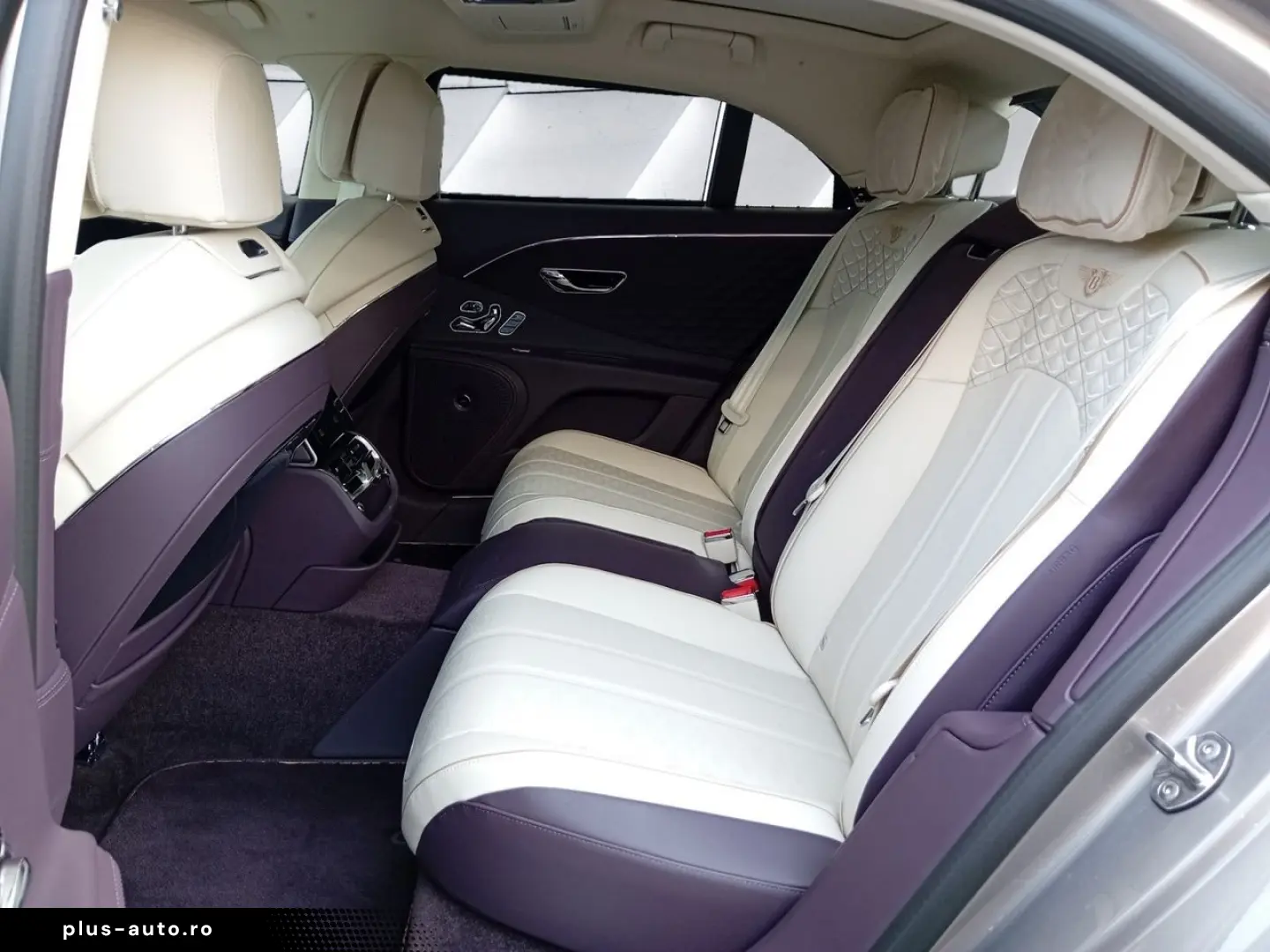 BENTLEY Flying Spur Mulliner Spec