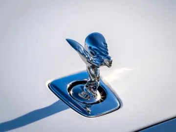 ROLLS ROYCE Spectre  PROVENANCE