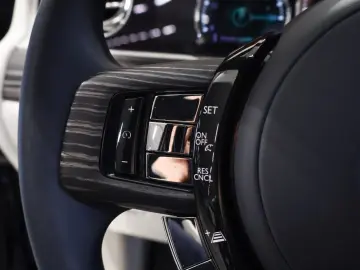 ROLLS ROYCE Ghost -