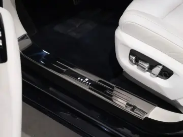ROLLS ROYCE Ghost -