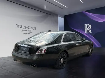ROLLS ROYCE Ghost  PROVENANCE