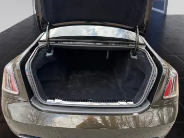 ROLLS ROYCE Ghost  PROVENANCE
