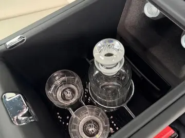 ROLLS ROYCE Ghost  PROVENANCE