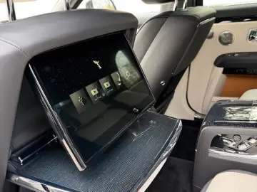 ROLLS ROYCE Ghost  PROVENANCE