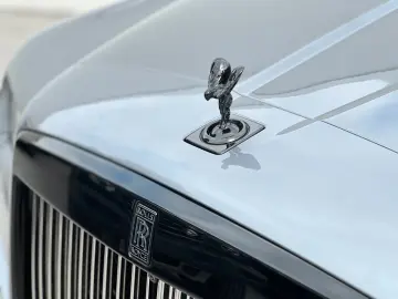 ROLLS ROYCE Cullinan Black Badge