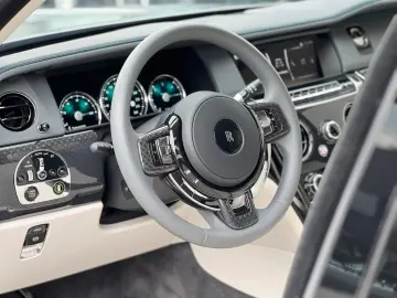 ROLLS ROYCE Cullinan Black Badge
