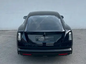ROLLS ROYCE Spectre Black Badge