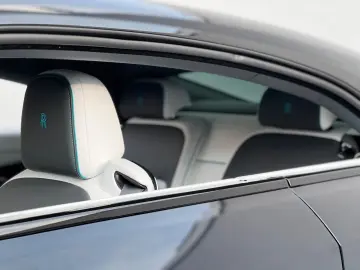 ROLLS ROYCE Spectre Black Badge