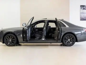 ROLLS ROYCE Ghost 2 year service & warranty