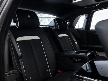 ROLLS ROYCE Ghost 2 year service & warranty