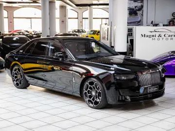ROLLS ROYCE Ghost Black Badge - Bespoke - Shooting Star