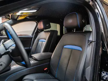 ROLLS ROYCE Ghost Black Badge - Bespoke - Shooting Star