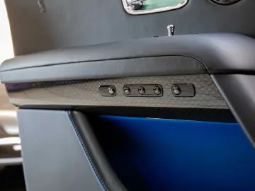 ROLLS ROYCE Ghost Black Badge - Bespoke - Shooting Star
